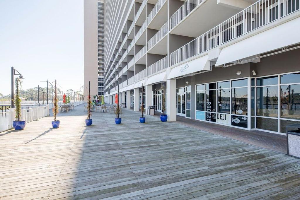 Laketown Wharf #1006 By Nautical Holiday home